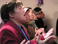 Adoração numa igreja doméstica